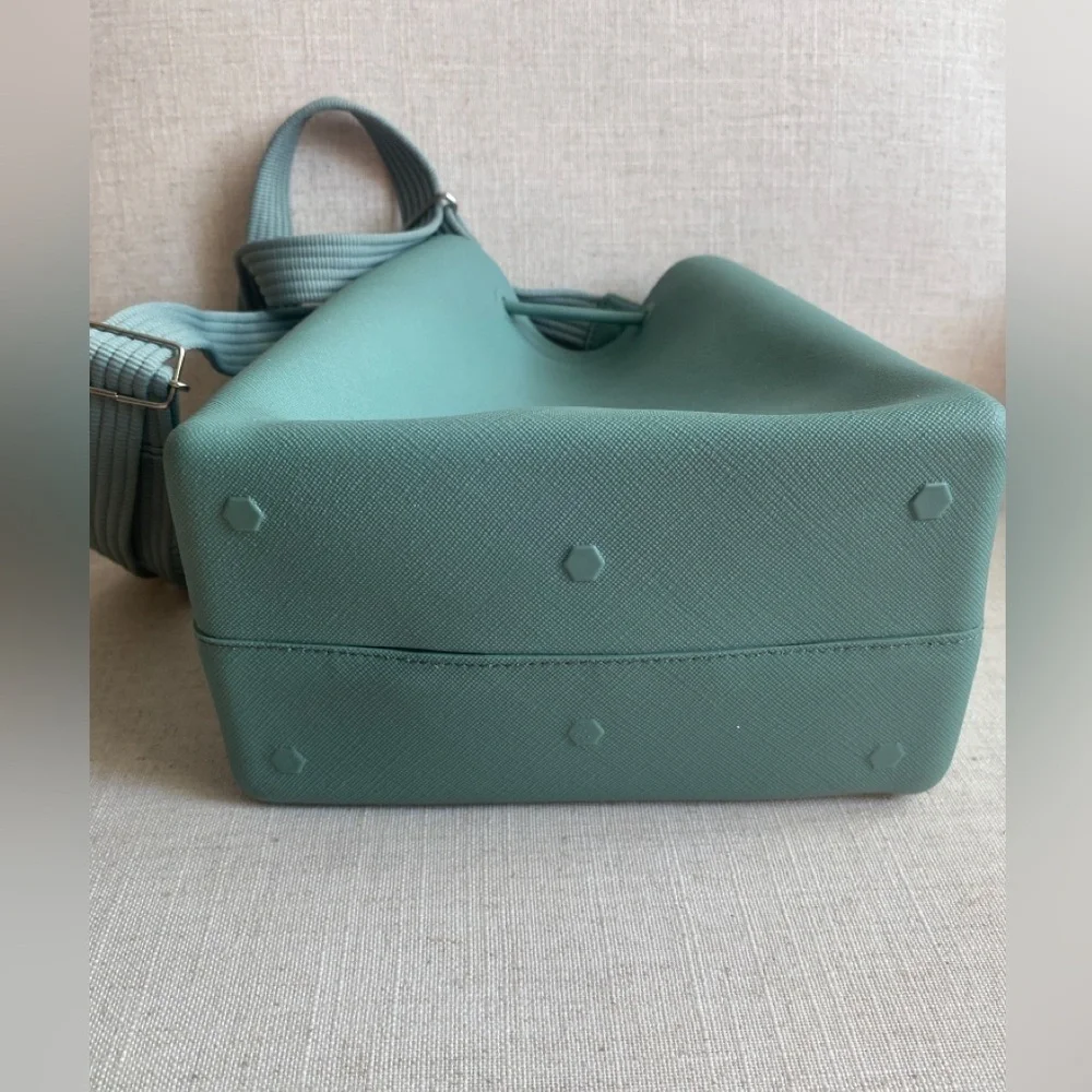 Bolsa Arezzo Mint Green Bucket Bag